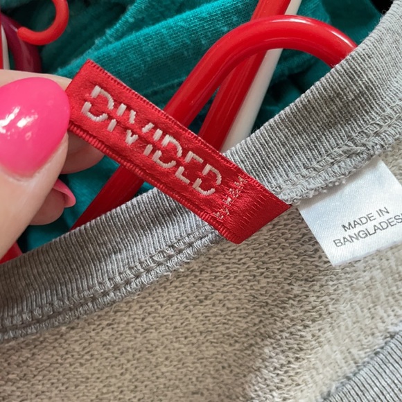 H&M sweatshirt size 6 - Picture 6 of 6